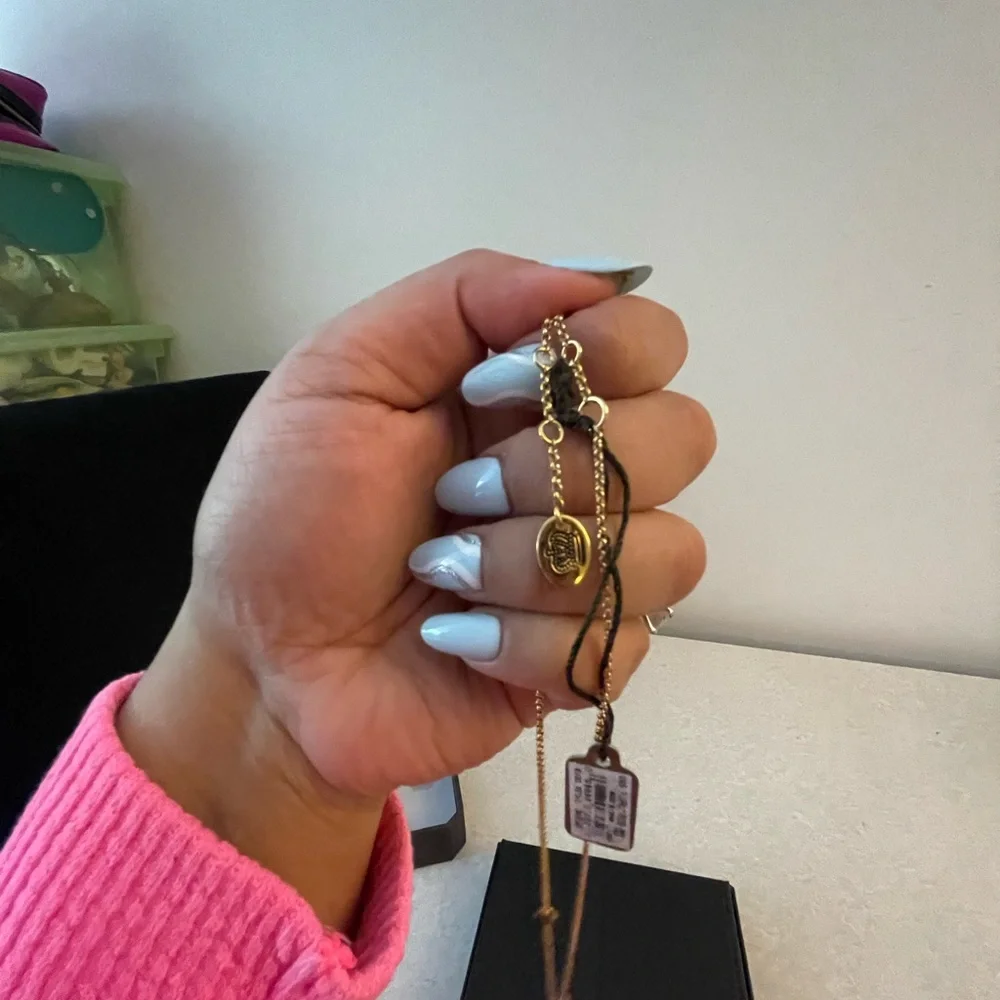 Juicy Couture Peace Sign Necklace with CZ *Brand New with Tags* - Picture 7 of 11